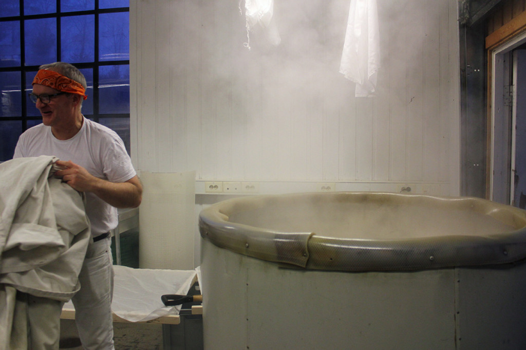 Brock Bennet brewing sake at Nøgne Ø